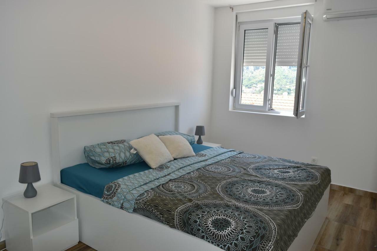 Apartments Sea View Kotor Exterior photo